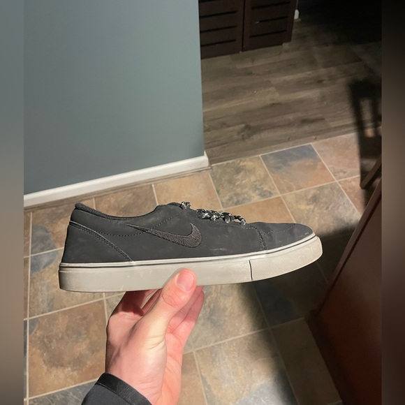 Nike SB low Size 8.5 - Picture 1 of 7